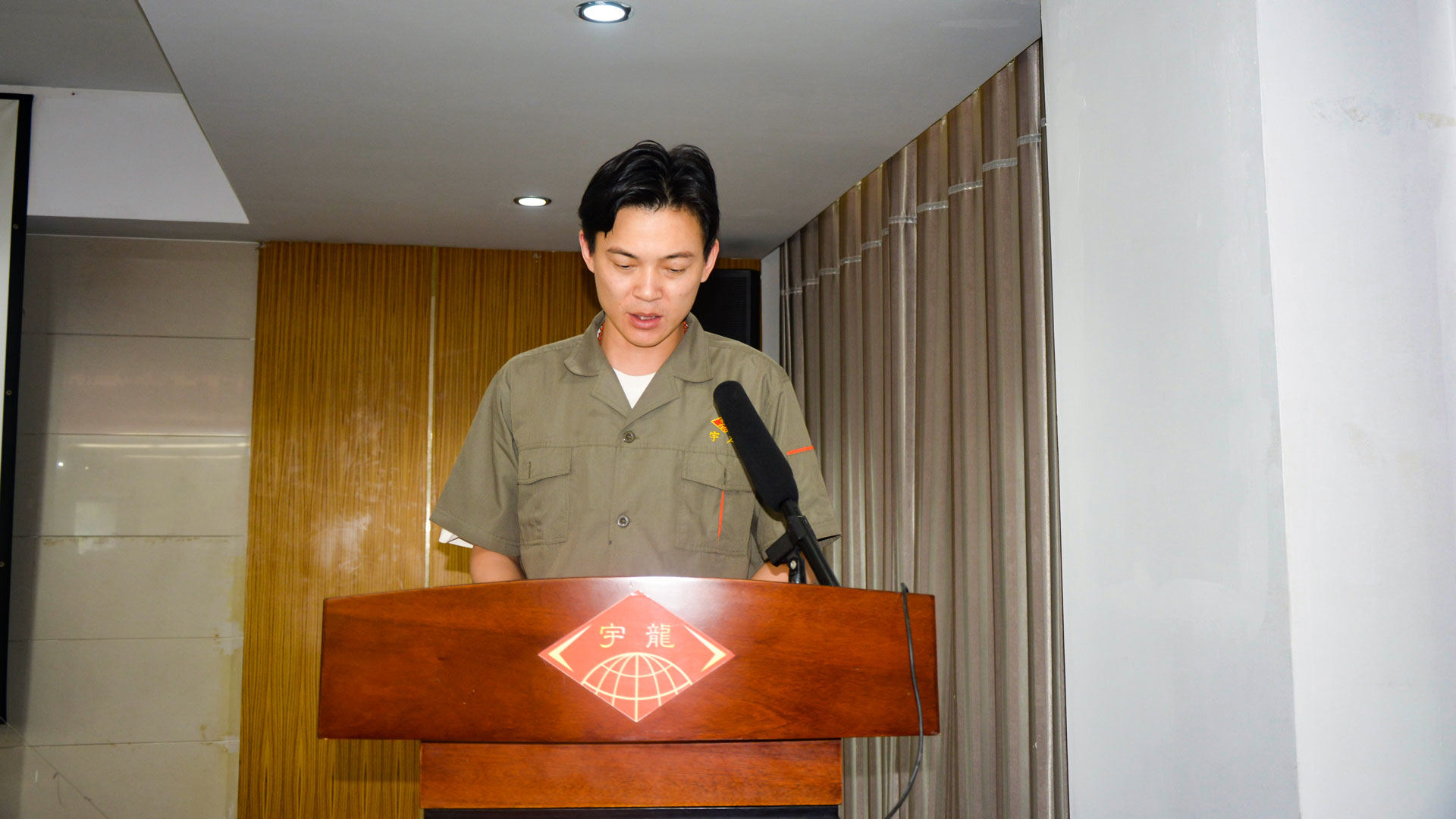 動(dòng)員大會-(3).jpg